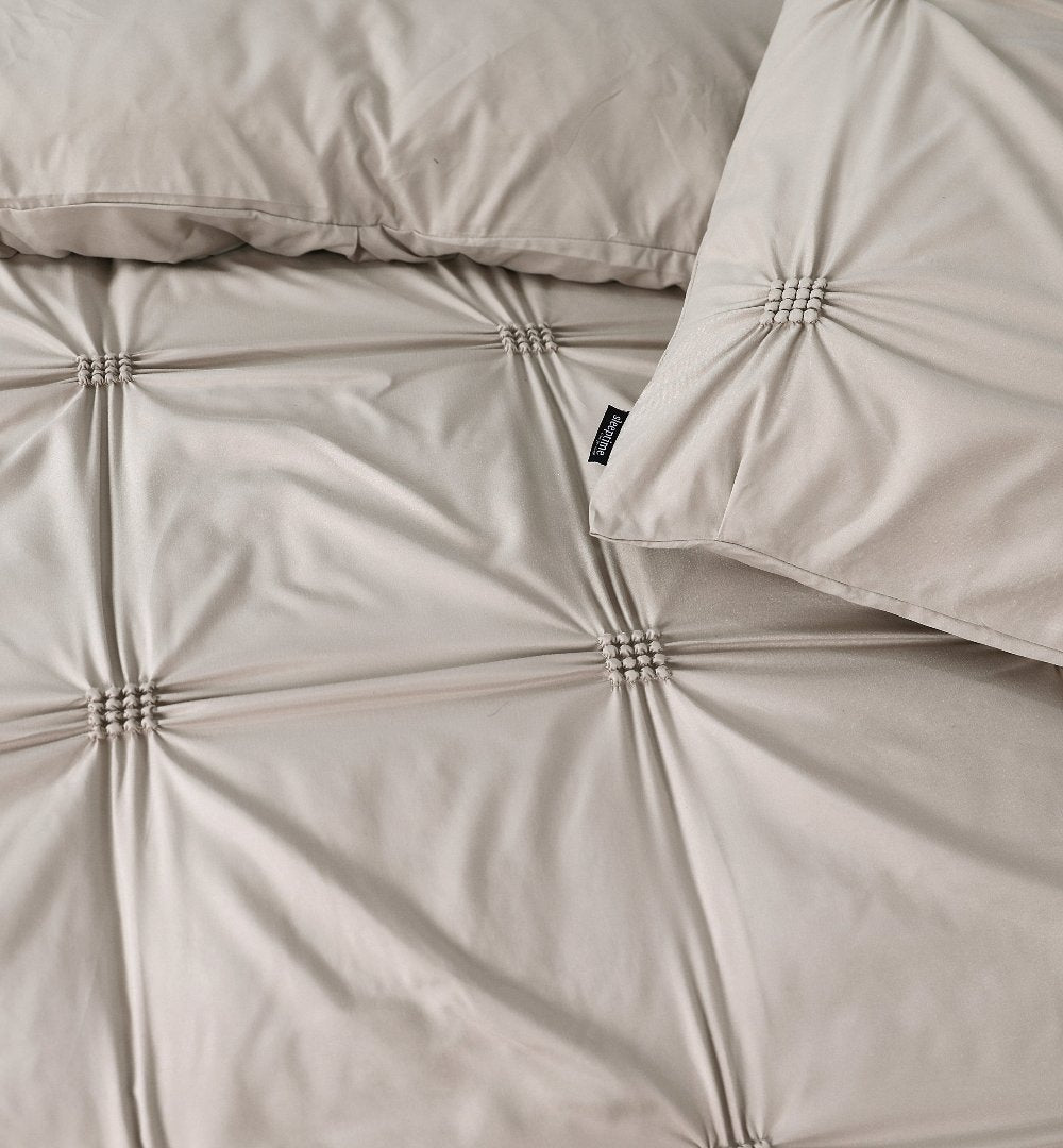 Punch Pintuck Dekbedovertrek Micropercal - Taupe