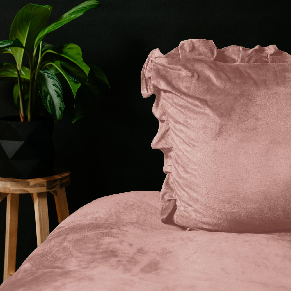 Velvet Ruffles Dekbedovertrek - Oud Roze