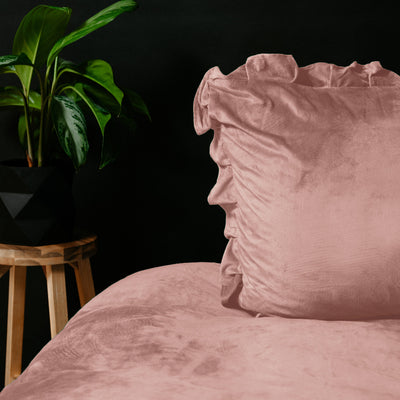 Velvet Ruffles Dekbedovertrek - Oud Roze